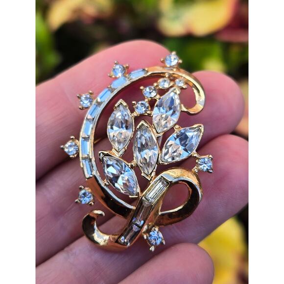 Vtg 50s Trifari Alfred Philippe Clear Rhinestone Ribbon Brooch Pat Pending 1.5" - Picture 5 of 9